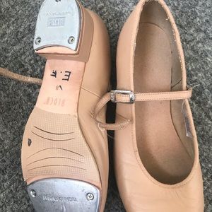 Lightly used tap shoes